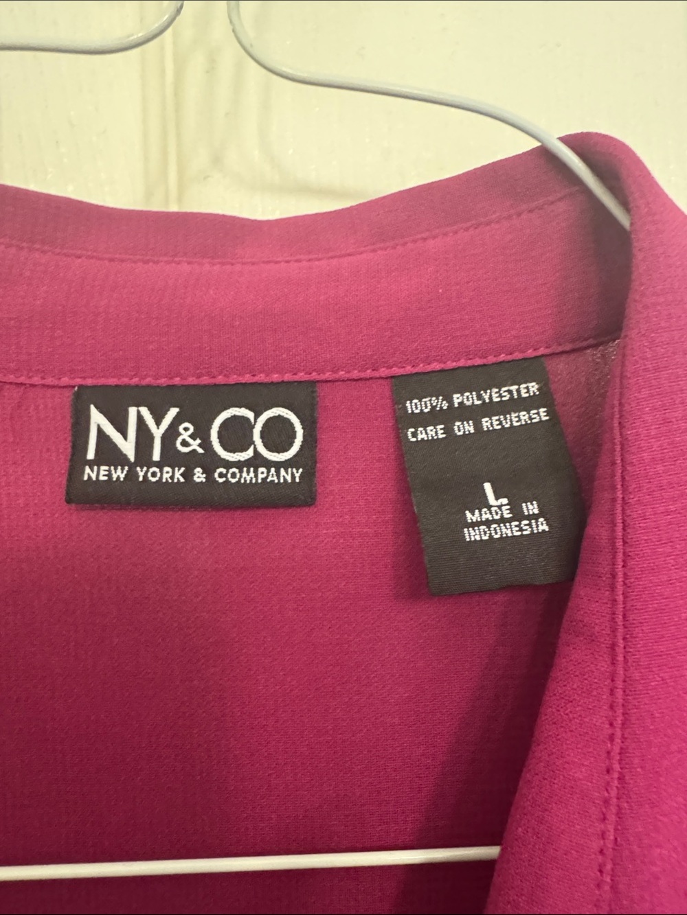 New York & Company Fuchsia Short-Sleeve Button-Down Blouse - Picture 2 of 9
